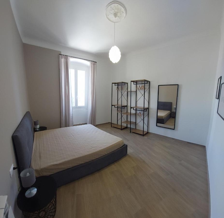 Fiumara Mall Apartment Genua Zewnętrze zdjęcie
