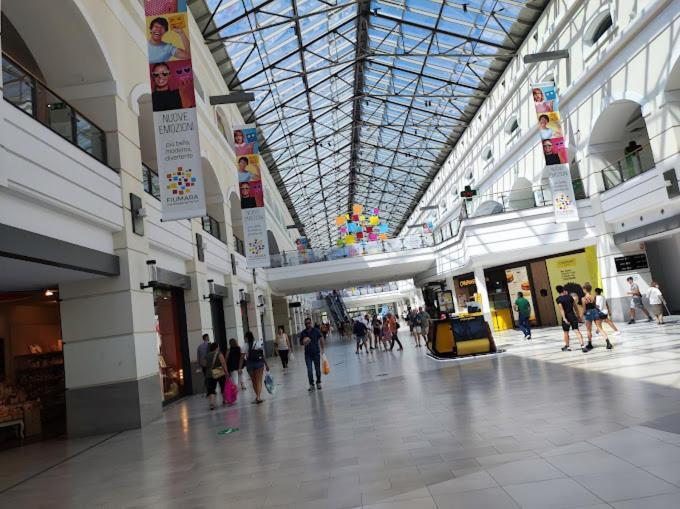 Fiumara Mall Apartment Genua Zewnętrze zdjęcie